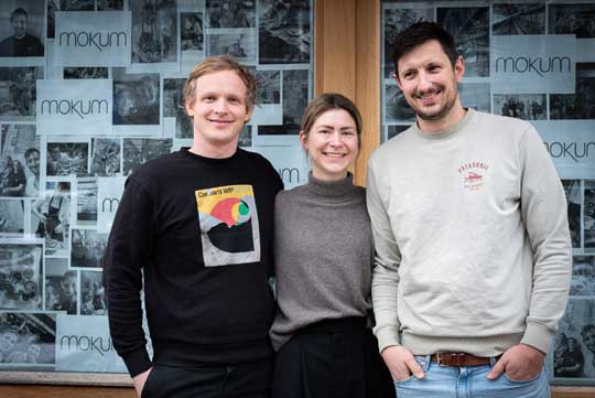 Das Bild zeigt das Team des Mokum München. Die Münchner Käse Manufakuktur ist ihr Käse-Partner.