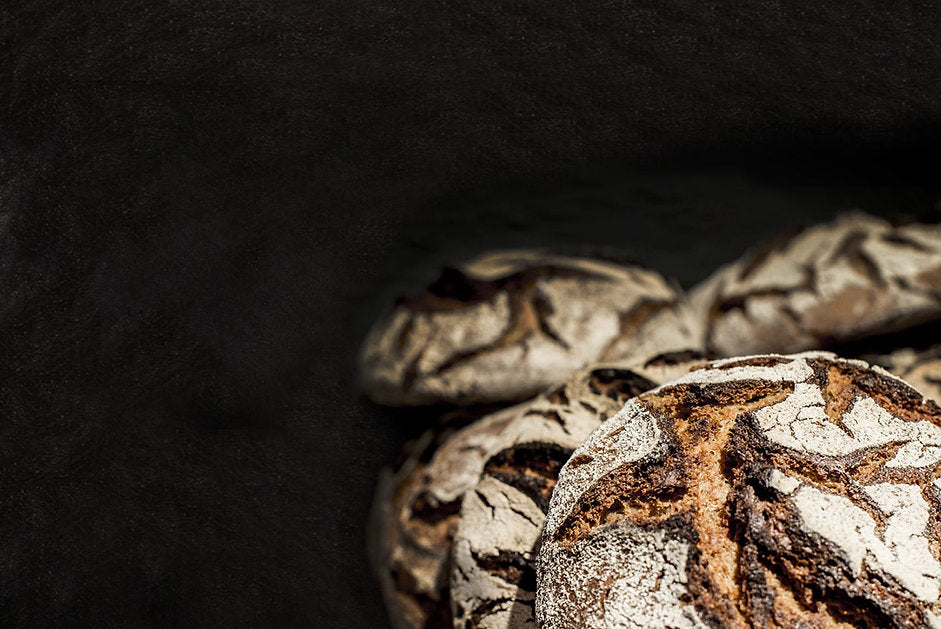 dunkles Brot